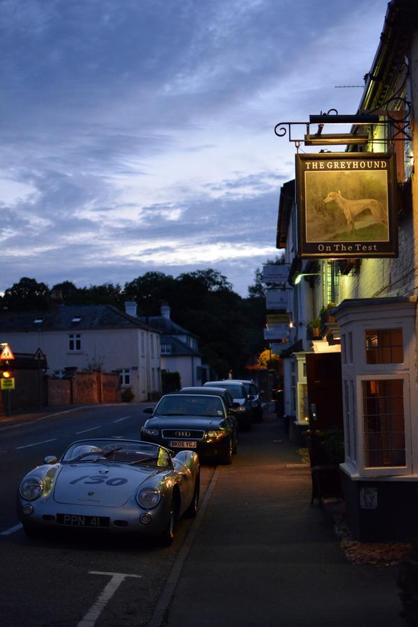 The Greyhound On The Test Hotel Stockbridge  Zewnętrze zdjęcie